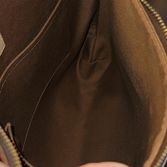 SOLD 100% Authentic Louis Vuitton Odeon MM - Picture 4 of 11